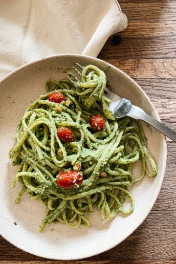 vegan rocket pesto pasta