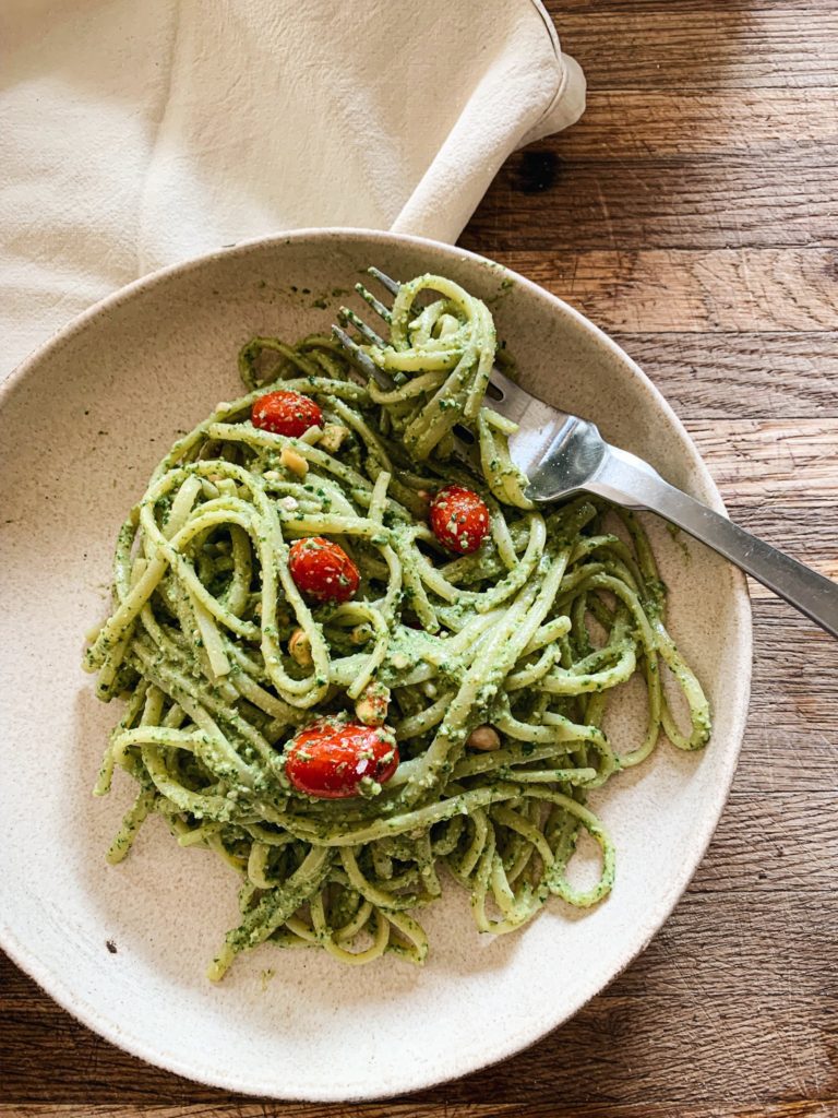 vegan rocket pesto pasta