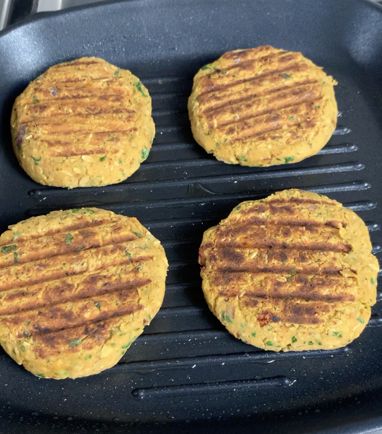 Vegan chickpea and sun-dried tomato burgers