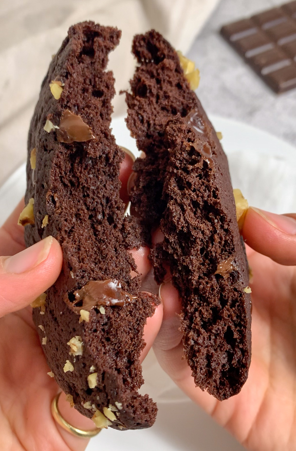 Single-Serving Microwave Cookie Cake 