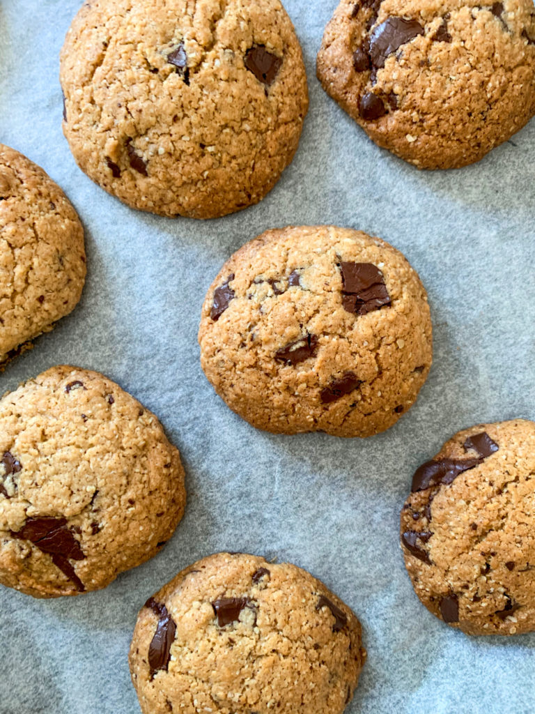 Vegan chocolate chips cookies