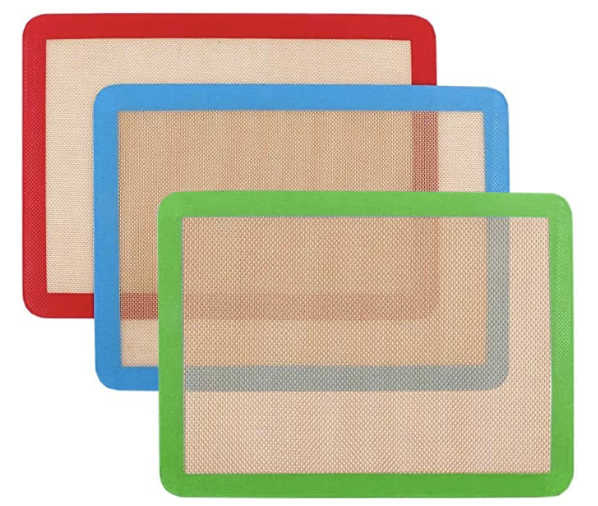 Sustainable kitchen products  reusable baking paper