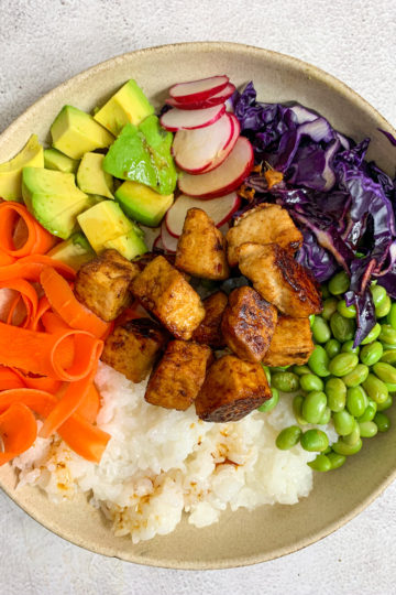 vegan-tofu-poke-bowl