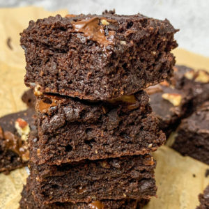 Easy vegan yogurt brownies