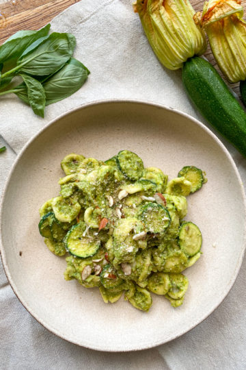 courgette-pesto-pasta-vegan-1