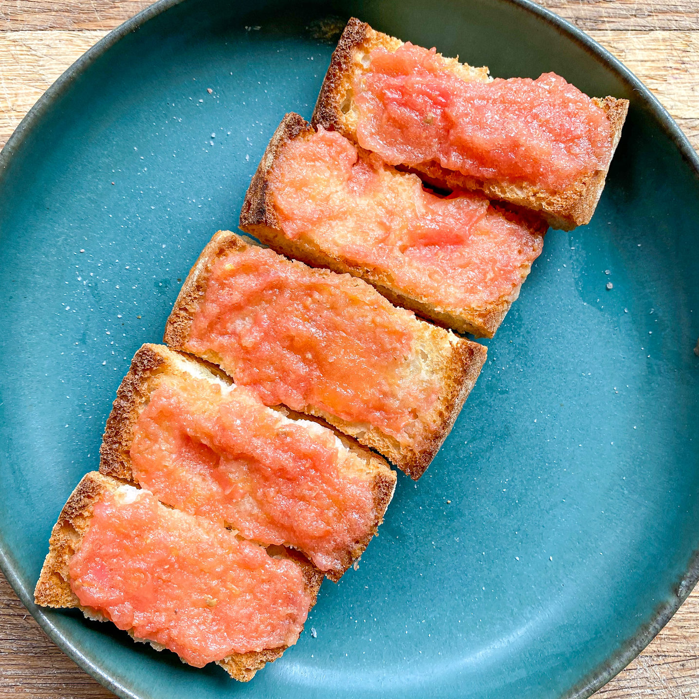 Pan Con Tomate - Spanish Grilled Bread With Tomatoes