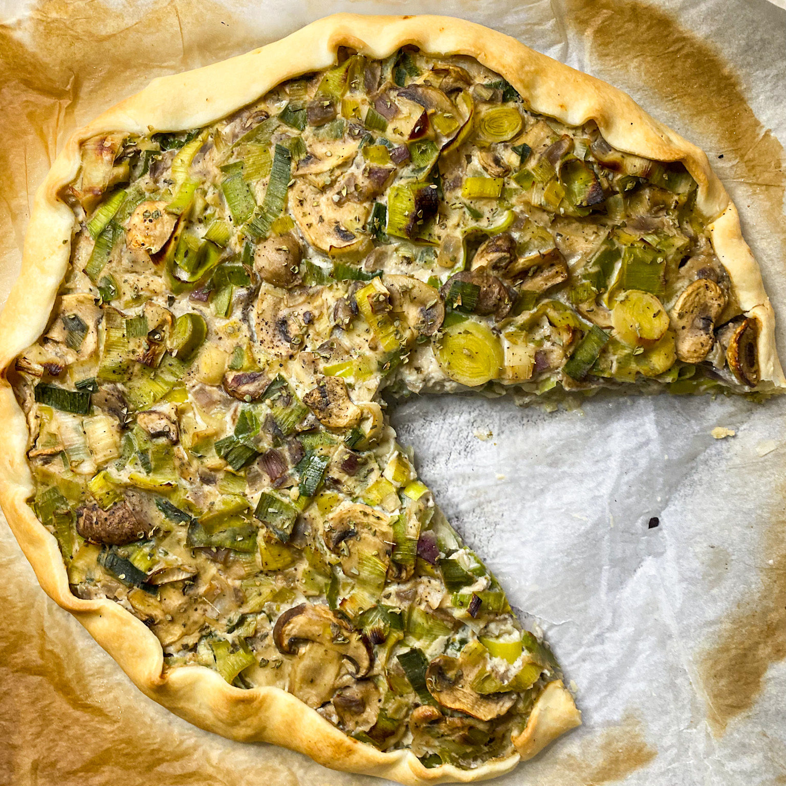 mushroom-leek-quiche-vegan