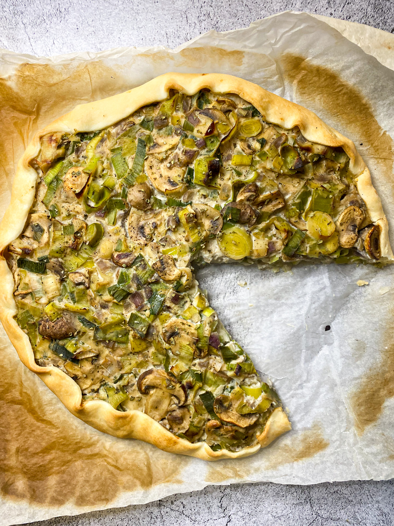mushroom-leek-quiche-vegan
