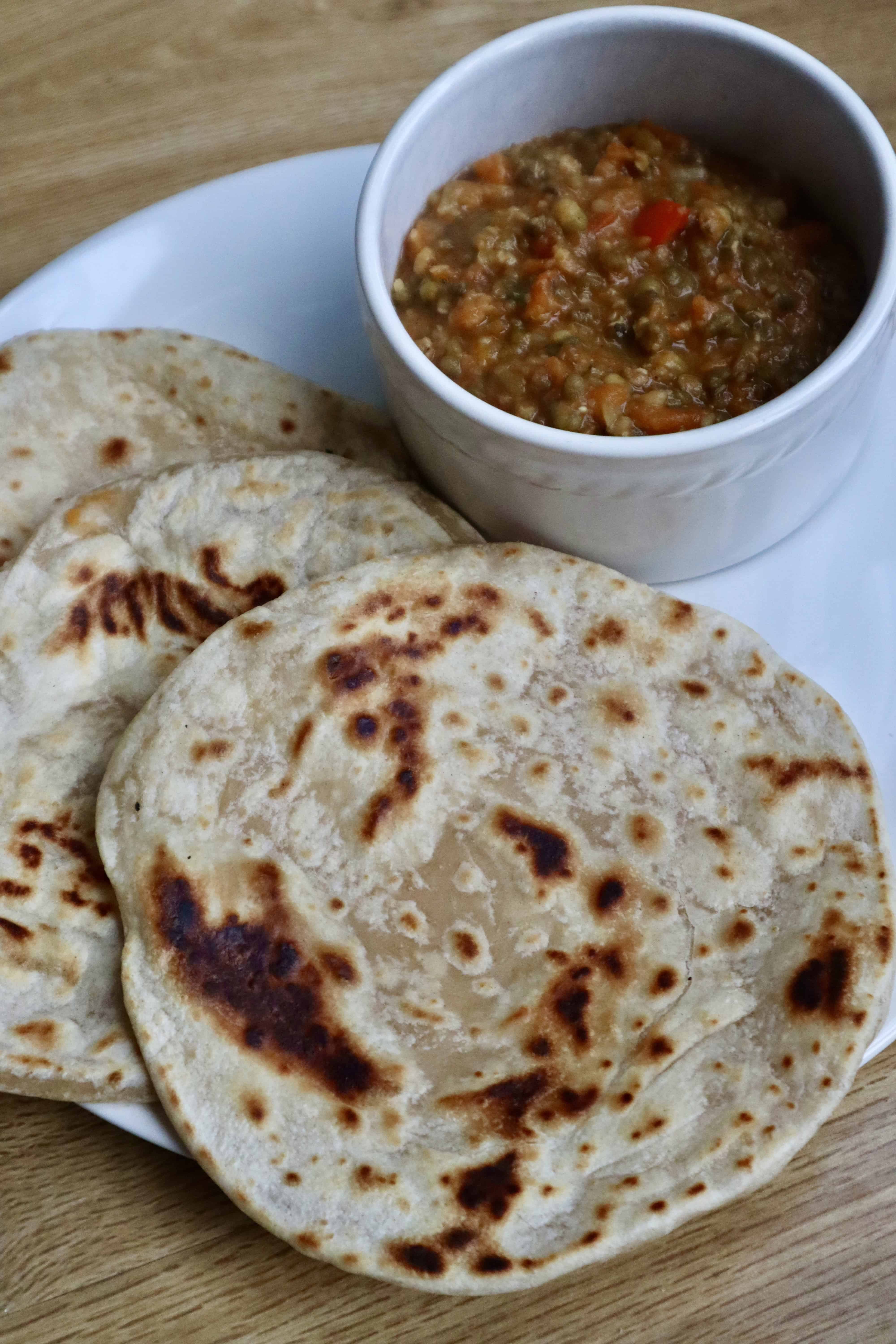 Ndengu Stew - Kenyan Green Grams Stew With Chapati