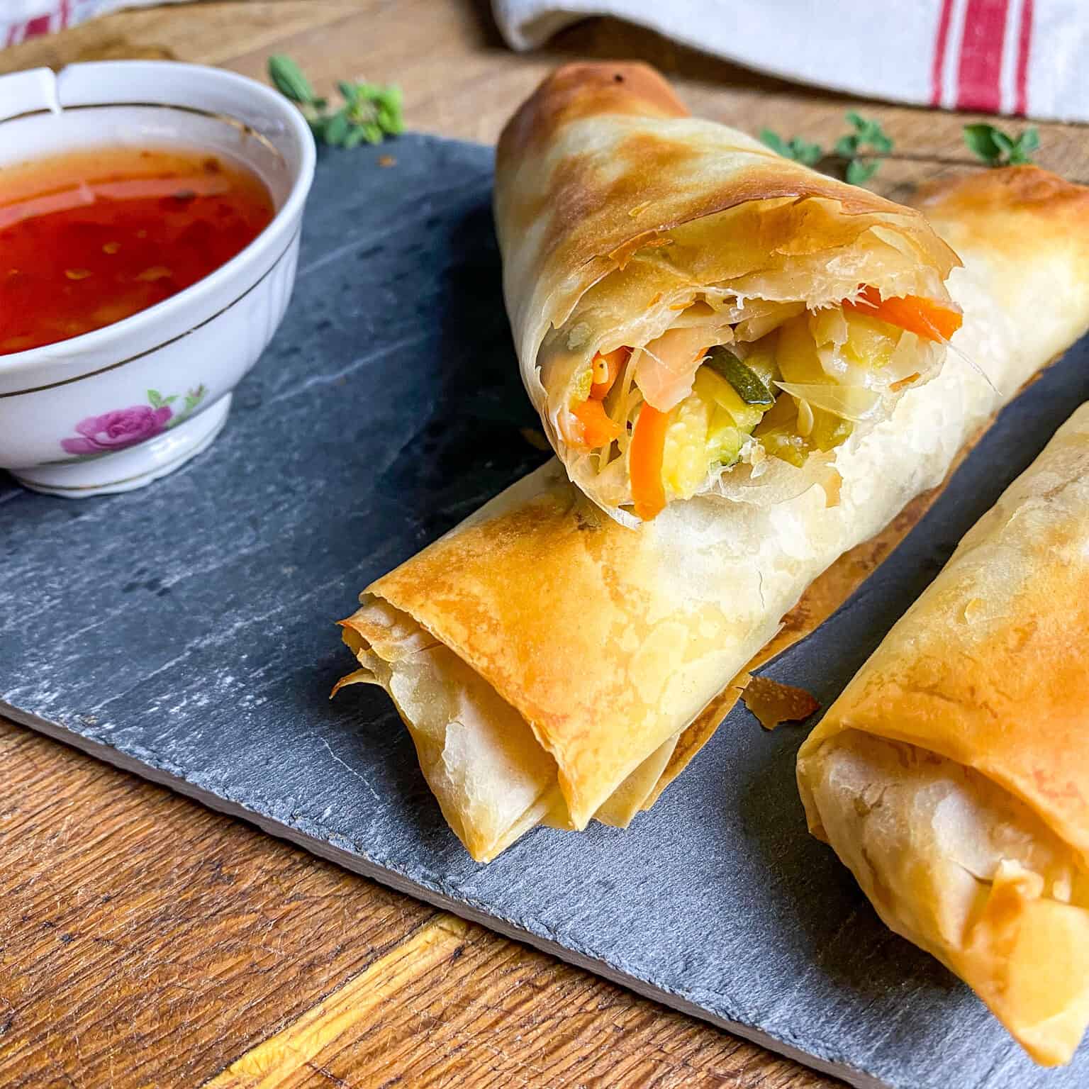 baked chinese vegetable spring rolls 