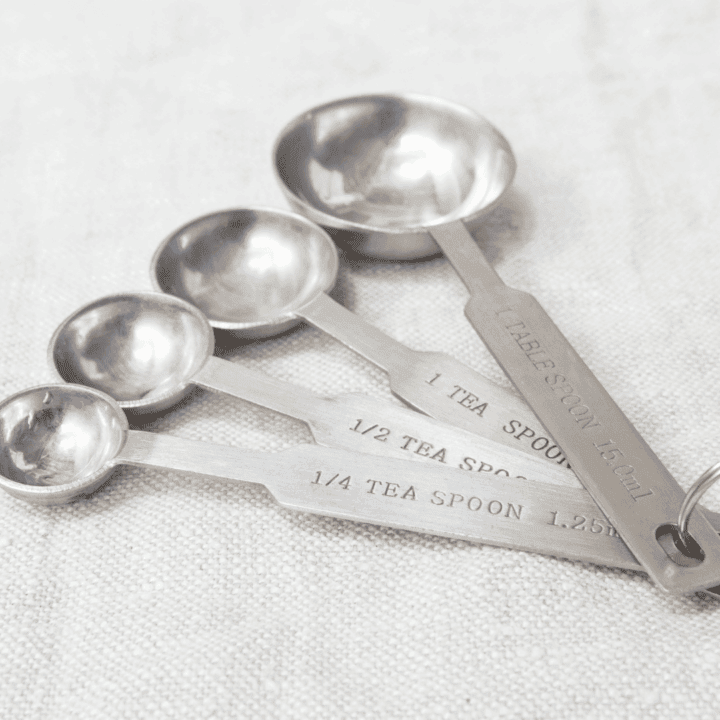 How Many Teaspoons Are in 10 Milliliters? Precise Conversion Guide