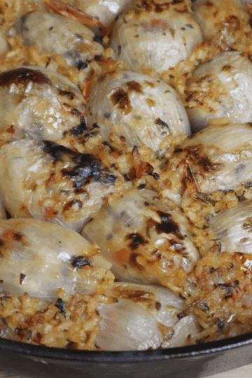 greek stuffed onions