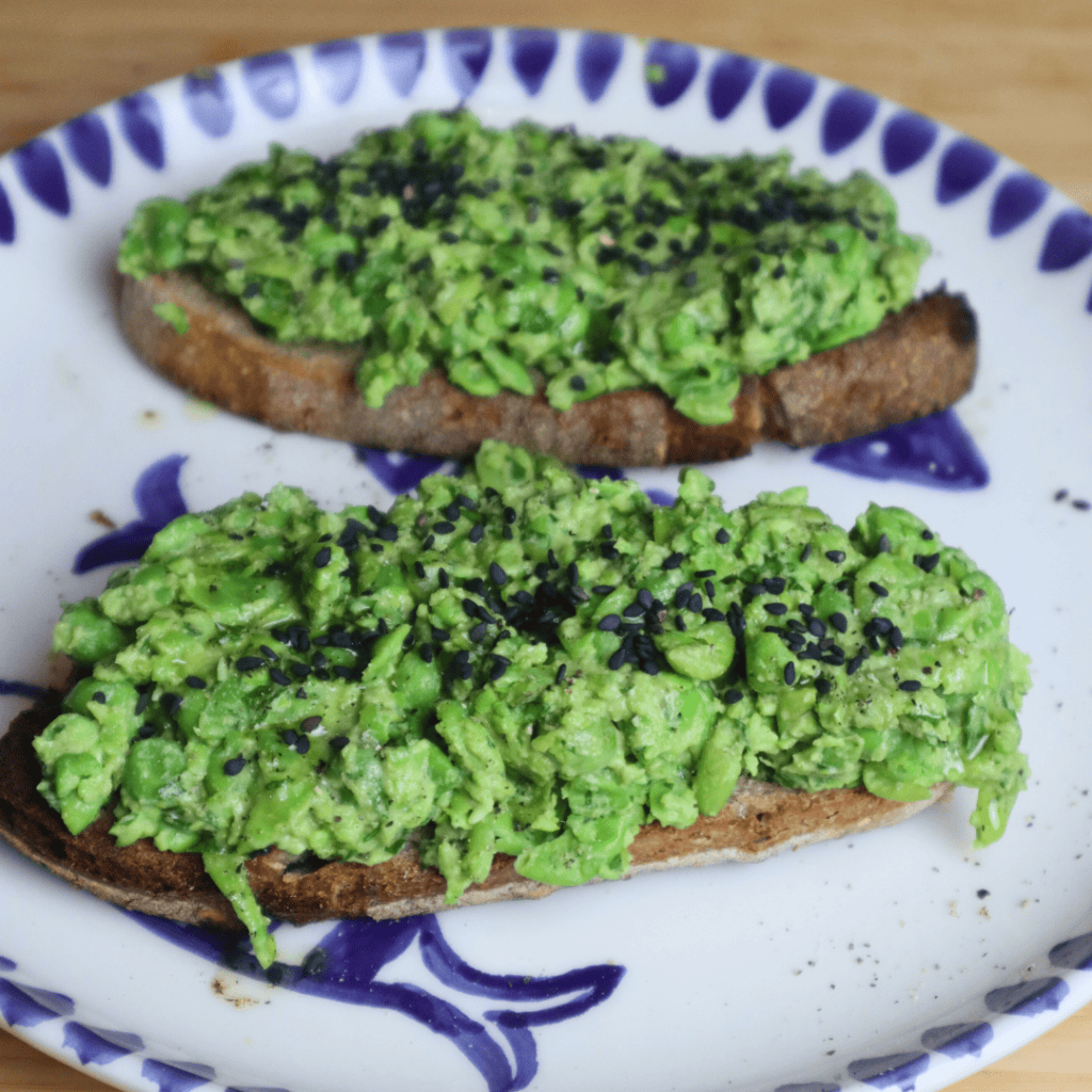 smashed peas on toast