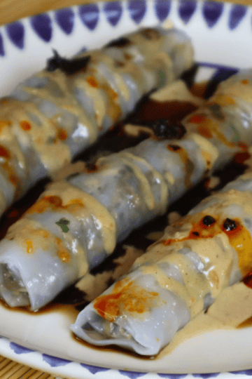 Steamed Rice Paper Rolls