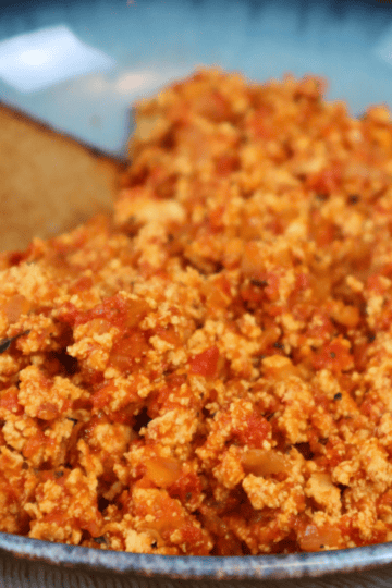 tomato tofu scramble