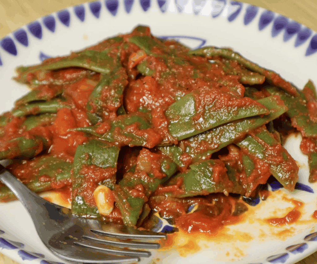 romano beans with tomato sauce