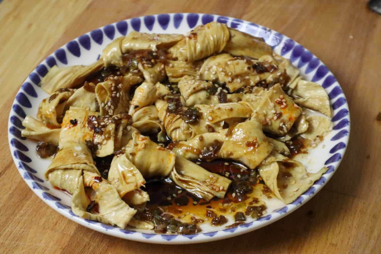  Bean Curd Knots With Soy Sauce and Sesame Oil