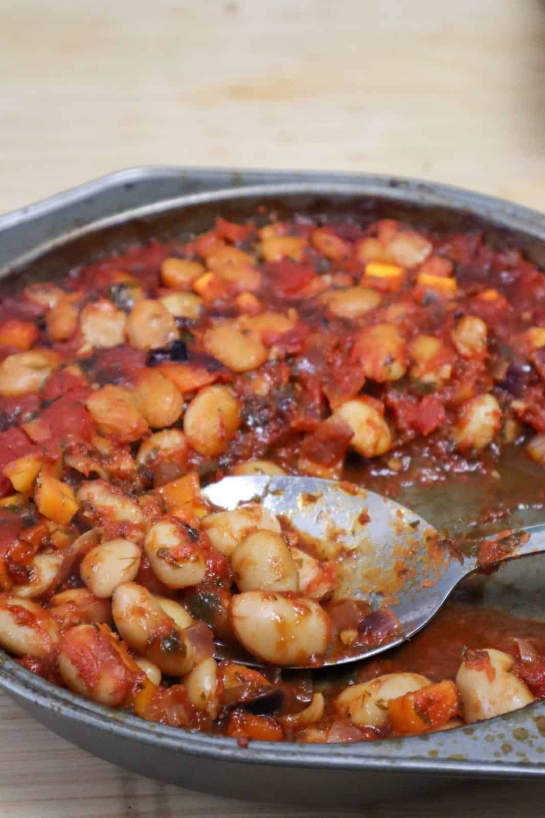 greek baked beans